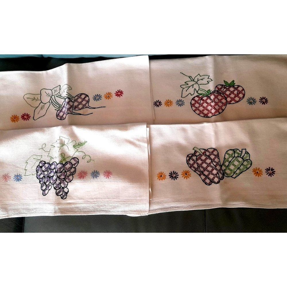 VTG Lot 4 Embroidered Cotton Linen Tea Dish Kitchen Towels Vegetable Fruit Canon